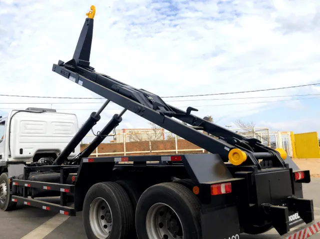 Equipamento Roll-on/ Roll-off M25