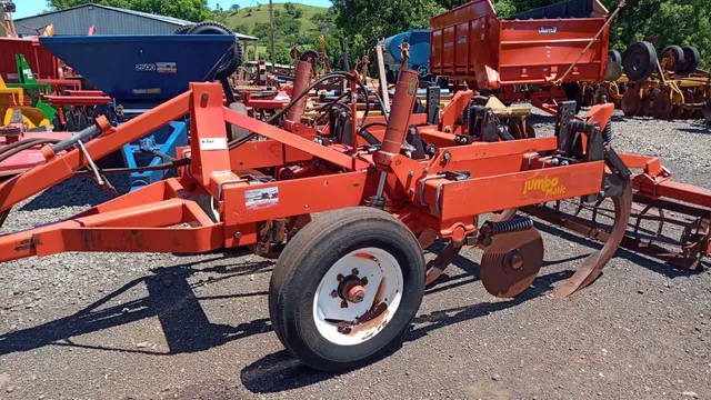 Subsolador Jumbo Matic Buster 5 Hastes Semi Novo.