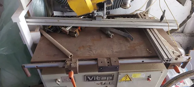 Furadeira multipla 