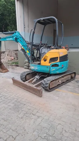 Kubota u 30
