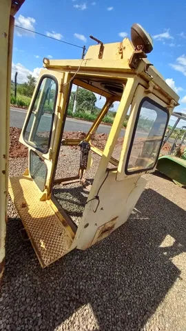Cabine carregadeira motocana 