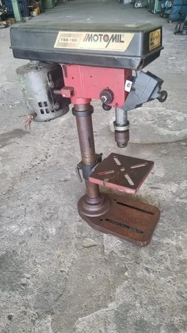 Furadeira De Bancada Motomil - 1806