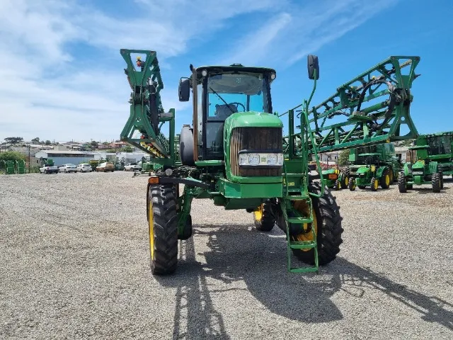 Pulverizador John Deere 4630, ano 2013