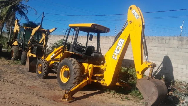 Retro escavadeira jcb 3c 4x4 2011 Valor 145 mil 
