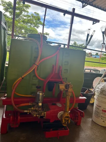 Pulverizador Agrícola 400 Litros 