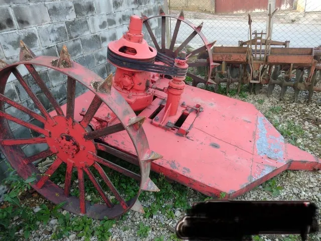 Roçadeira de arrasto