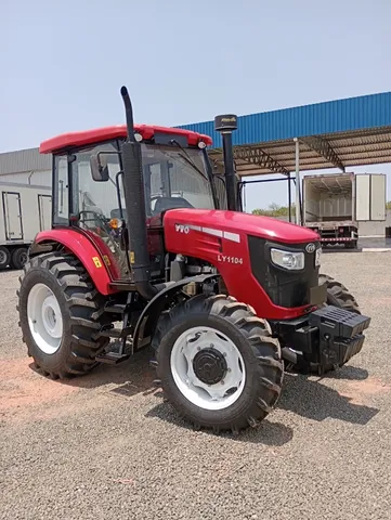 Trator Yto - LY1104 (110 cavalo)