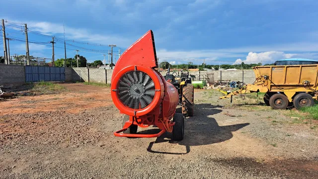 Pulverizador Citros 2000 Litros 