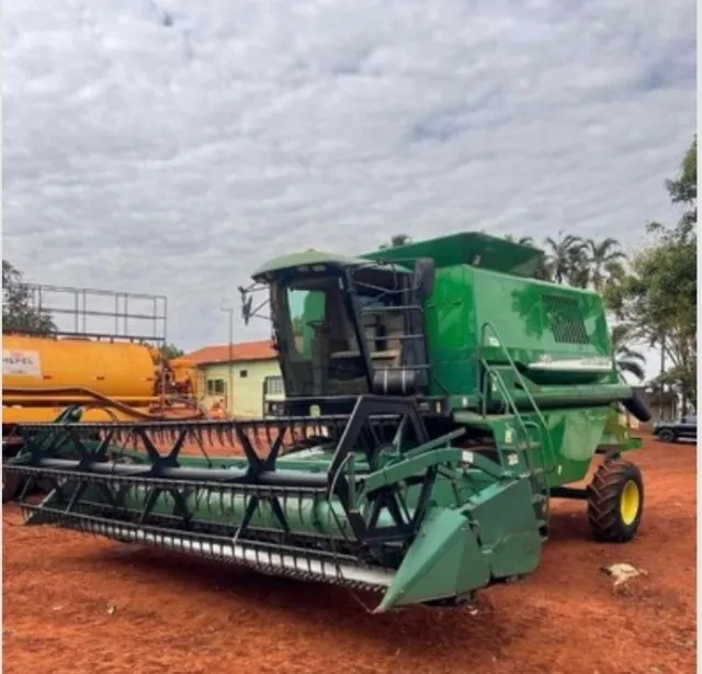 Colheitadeira John- Deere modelo 1450 ano 2003