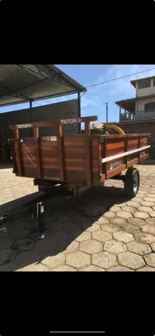 Carreta triton para trator 