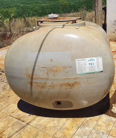 Tanque pulverizador 2000 litros ad 18