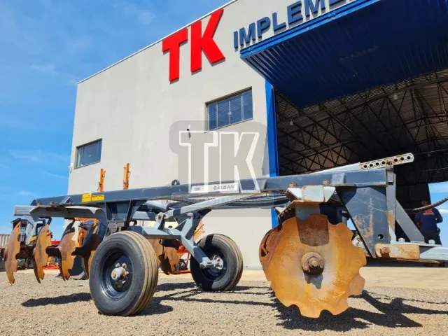 cod.960 Grade Aradora de Controle 16 x 28 CRI Baldan - TK Tratores Nova Andradina - MS 