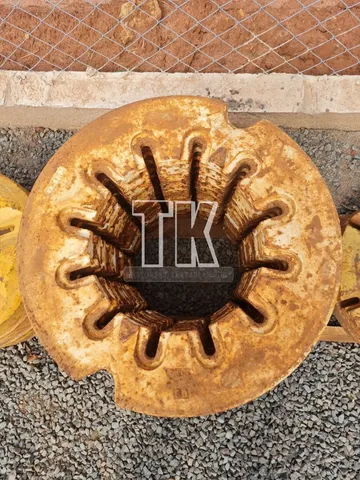 Peso Traseiro para Tratores Linha BH - TK Tratores Nova Andradina - MS 