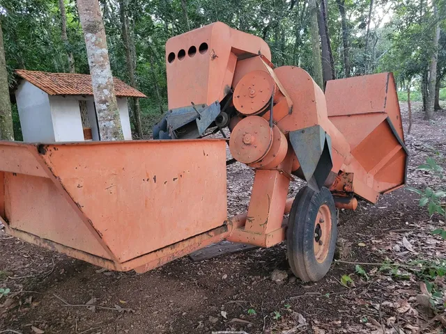 Colhedora de milho Foguetinho 