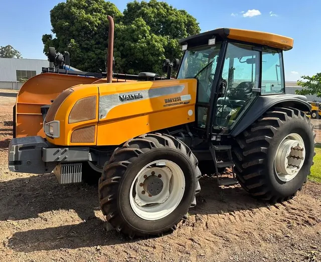 Trator Valtra BM125i 13/13 