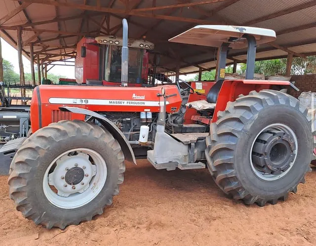 Trator Massey Fergunson 299 - Faz Parcelamento 