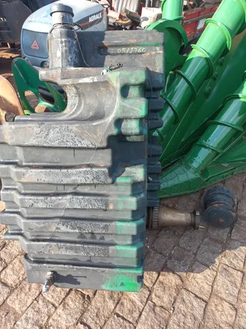 Tanque diesel colhedora John Deere Ch 570