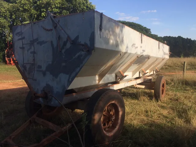 Carreta bazuca graneleira 