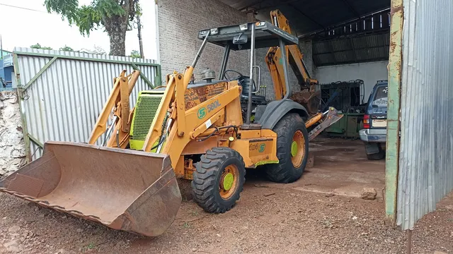 Retroescavadeira case 4x4 