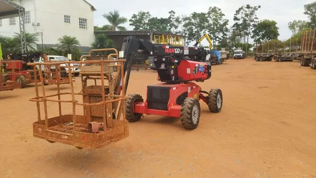 Plataforma Elevatória MAN'GO 12