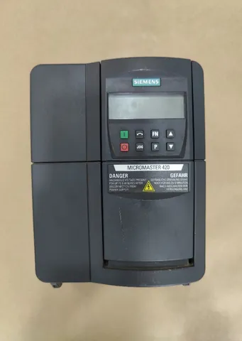 Inversor de frequência 2CV 220V AC 7.4A Siemens Micromaster420