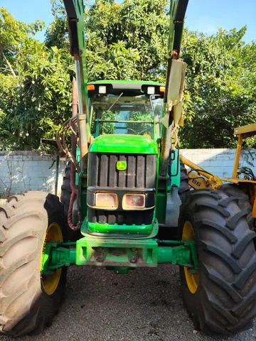 Trator John Deere 7515 ano 2007