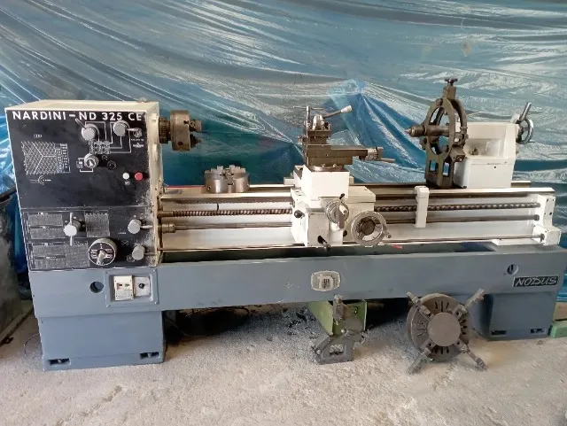 Torno mecânico nardini nd325 ce, 1.5mts entre pontas, barramento retificado, sem folgas,