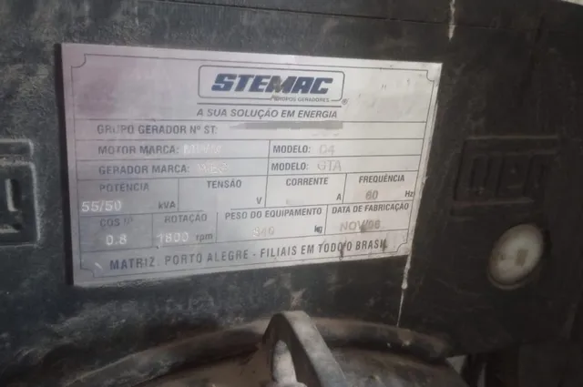GERADOR DE ENERGIA 55/50 KVA/ ANO: 2006