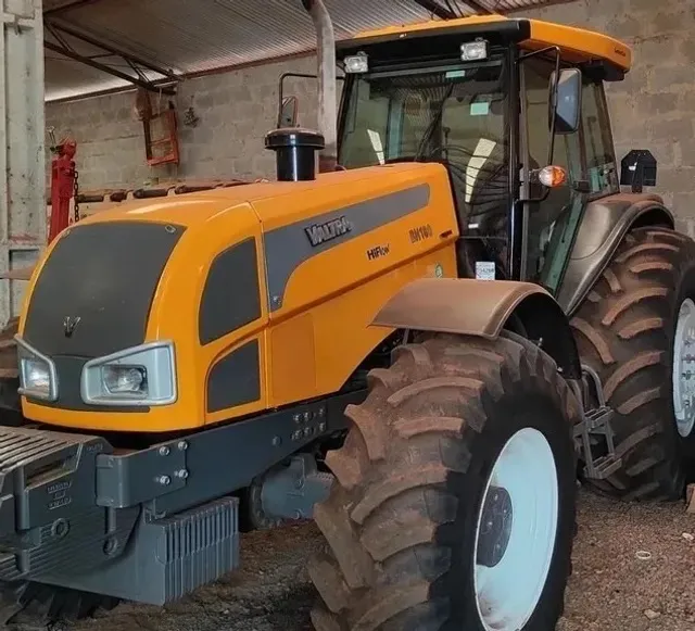 Valtra BH 180 Hiflow com condições 