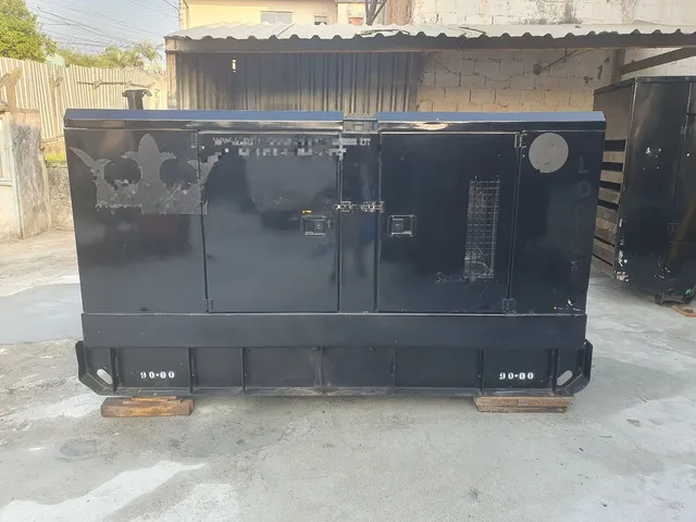 GERADOR DE ENERGIA 80 KVA/ ANO:2010/ HRS DE USO: 14.219
