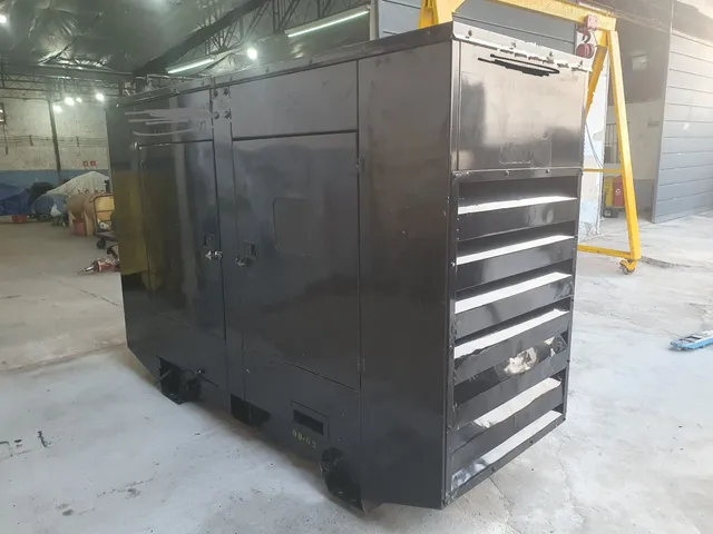 GERADOR DE ENERGIA 80 KVA/ ANO:2010/ HRS DE USO: 9.234