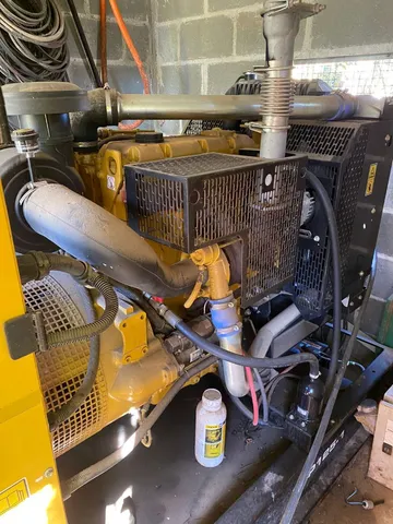 GERADOR DE 125/100 KVA/ ANO:2018/ HRS DE USO: 194