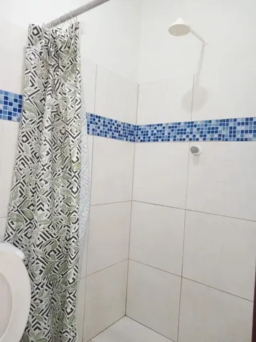 VENDE-SE CASA NA ZONA NORTE 