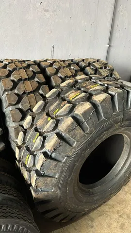 20.5-25 Michelin e Goodyear 