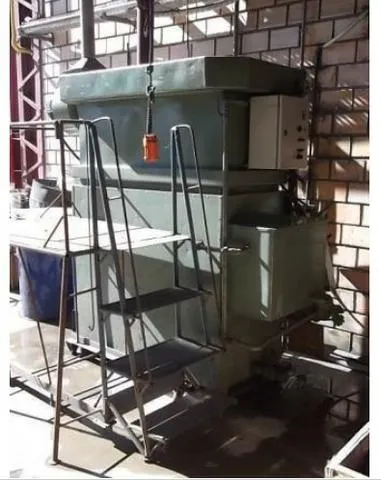 Tanque de desengraxe mecânico por Percloro