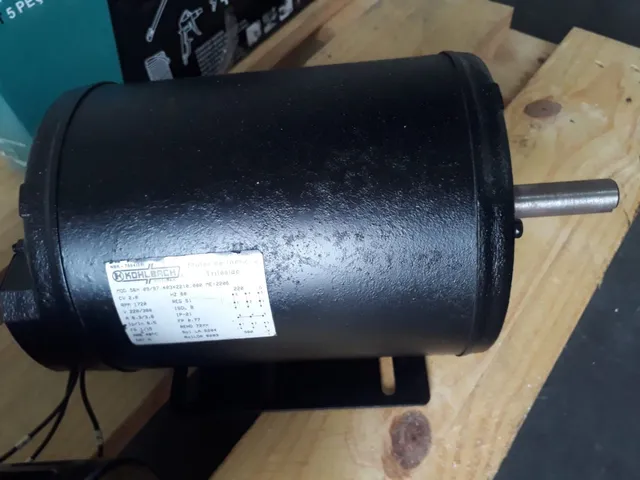Motor trifásico 2 CV 1700 rpm