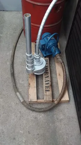 Bomba submersa de mancal