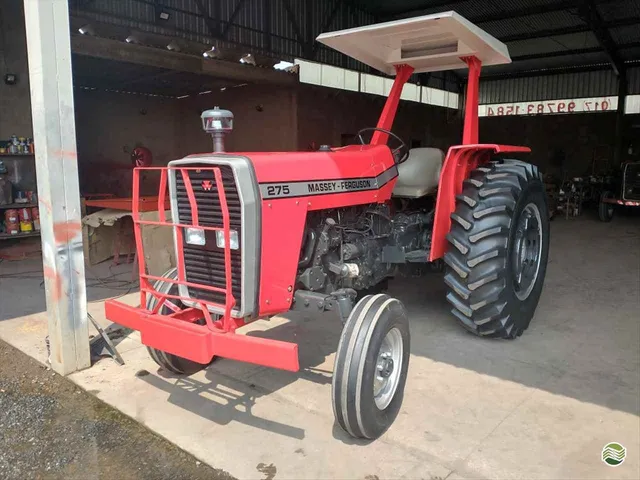 Vendo Trator 275