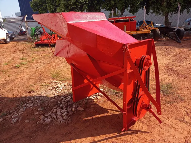 Debulhador de cereais Penha 700