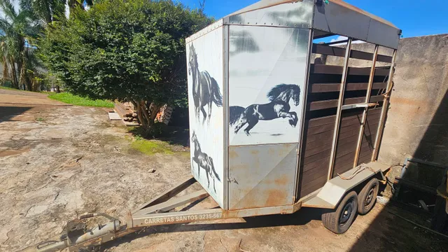 Carreta de transporte de animal