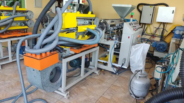 Máquina para produzir Conduíte Corrugado