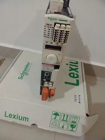 Servo drive lexium 32 monofásico 115vca a 230 vca 1 kW.