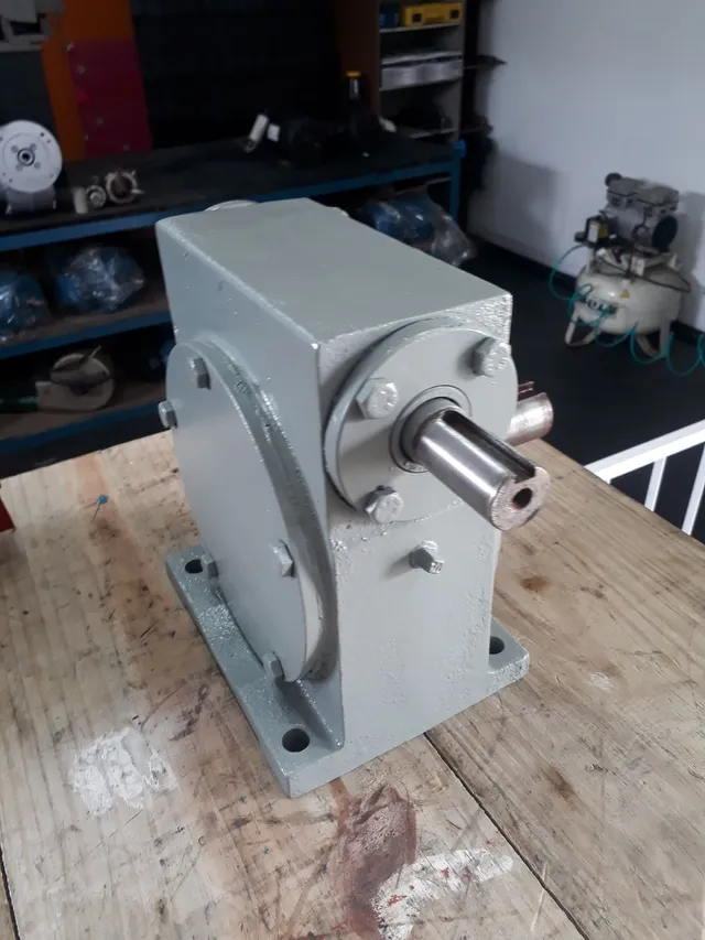 Caixa redutora 1/30