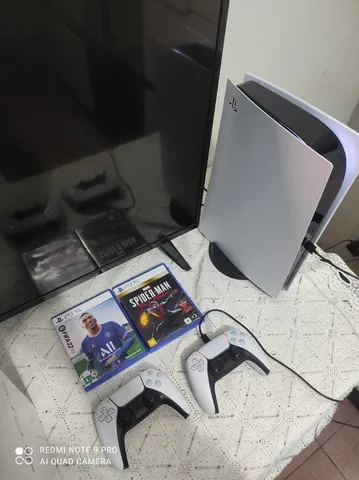 PlayStation 5 + 2 Jogos Físico 