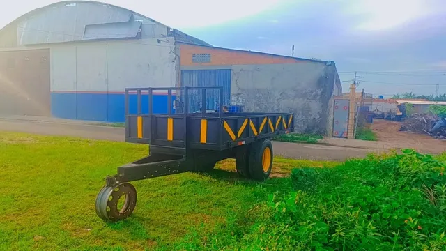 Trator Carroceria
