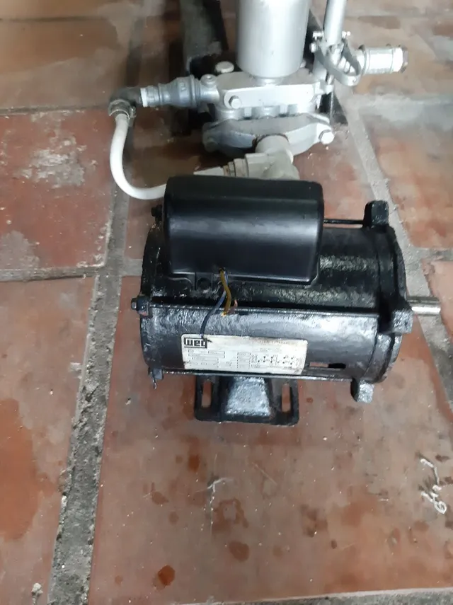 Motor WEG 1/2CV se 1410RPM Alta Rotação 