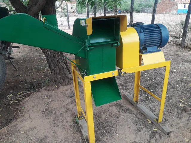 Desintegrador maqtron m616 AD 5cv mono