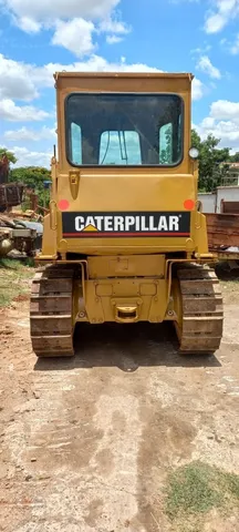 TRATOR DE ESTEIRA CATERPILLAR D4E PS ANO 1989