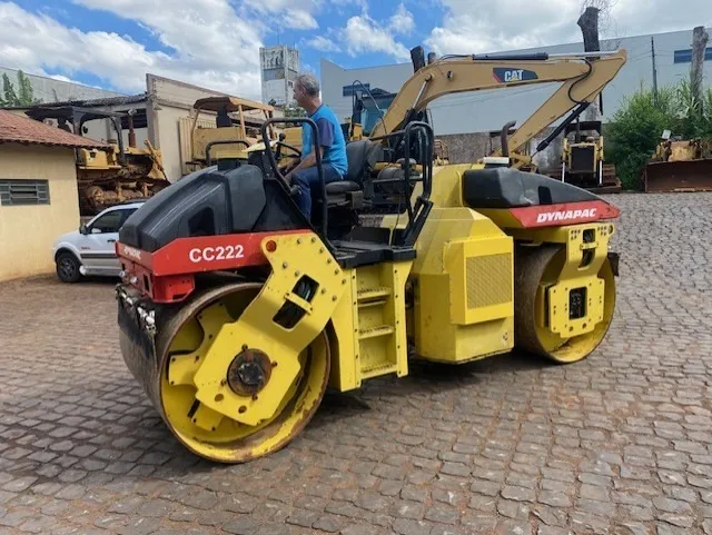 Vende-se Rolo Compactador Dynapac Cc 222 Ano: 2003