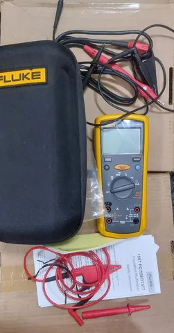 Megometro fluke 1577
